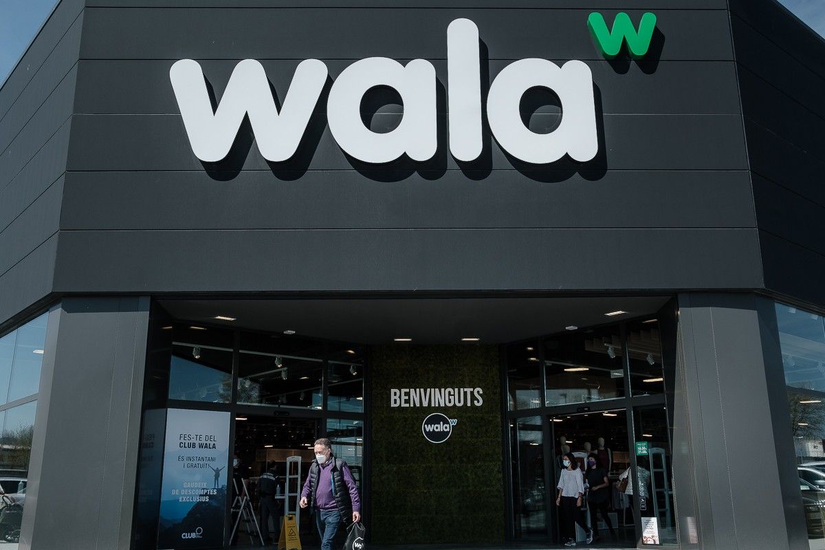 Els primers compradors del nou Wala de Vic