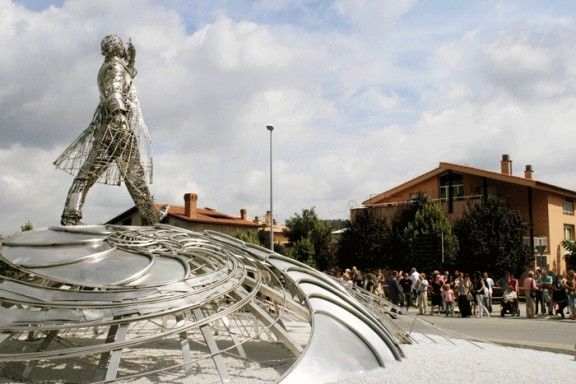 Escultura dedicada a Ildefons Cerdà.
