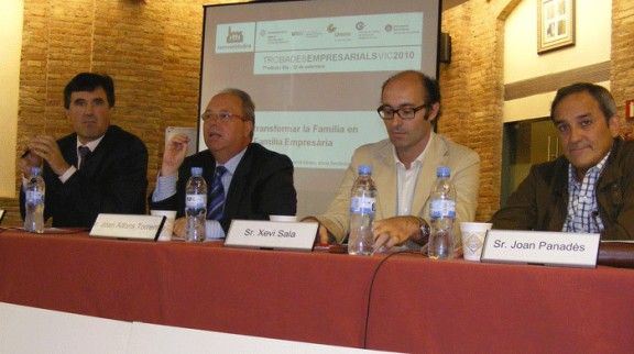 Xevi Sala, Joan Alfons Torrent, Joan Casany i Joan Panadès, a la taula de ponents.