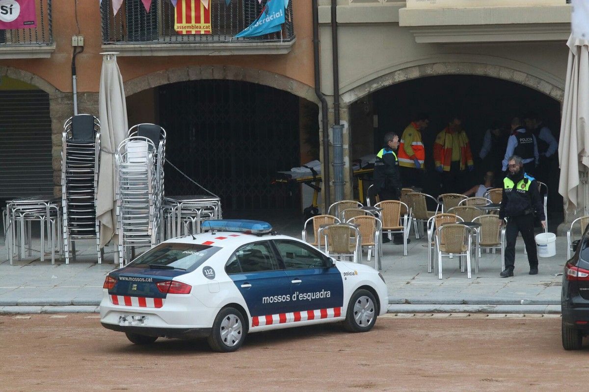 Els mossos, la guàrdia urbana i el SEM