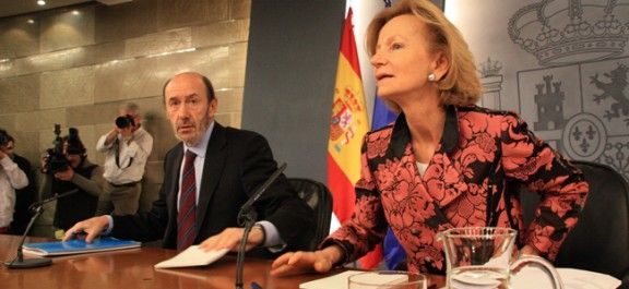 Salgado ha presentat les mesures de reducció del dèficit anunciada per Zapatero aquesta setmana.
