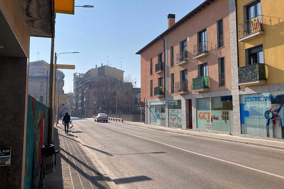 Les obres al carrer del Pont de Torelló s'allargaran quatre setmanes