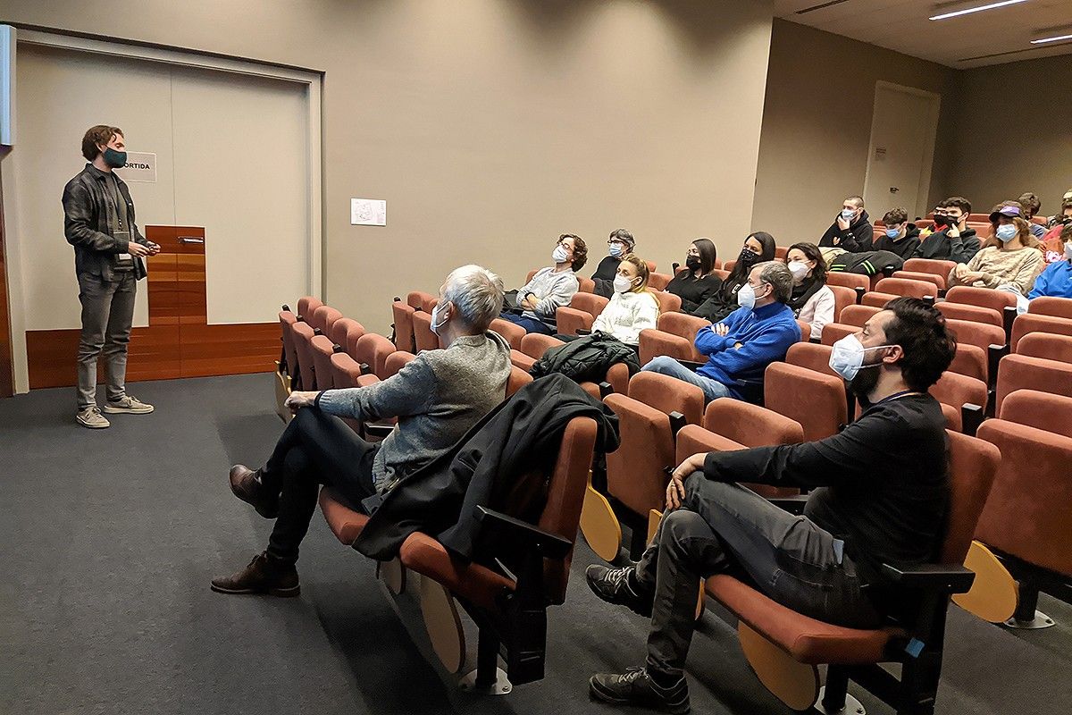 Aquest gener es va presentar el projecte als estudiants de l'EARTVIC