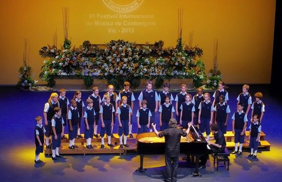Els nens de la Coral Saint Marc de Lyon, van protagonitzar el concert inaugural, ahir a l'Atlàntida.