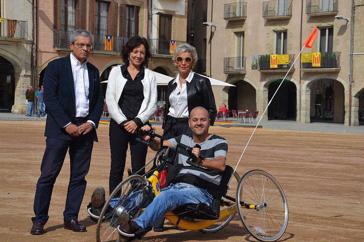Presentació de la bicicleta adaptada de Jordi Molas