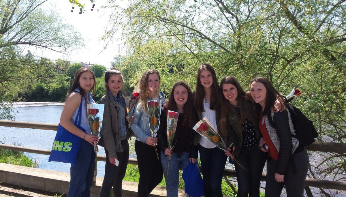 Alumnes belgues al passeig del Ter