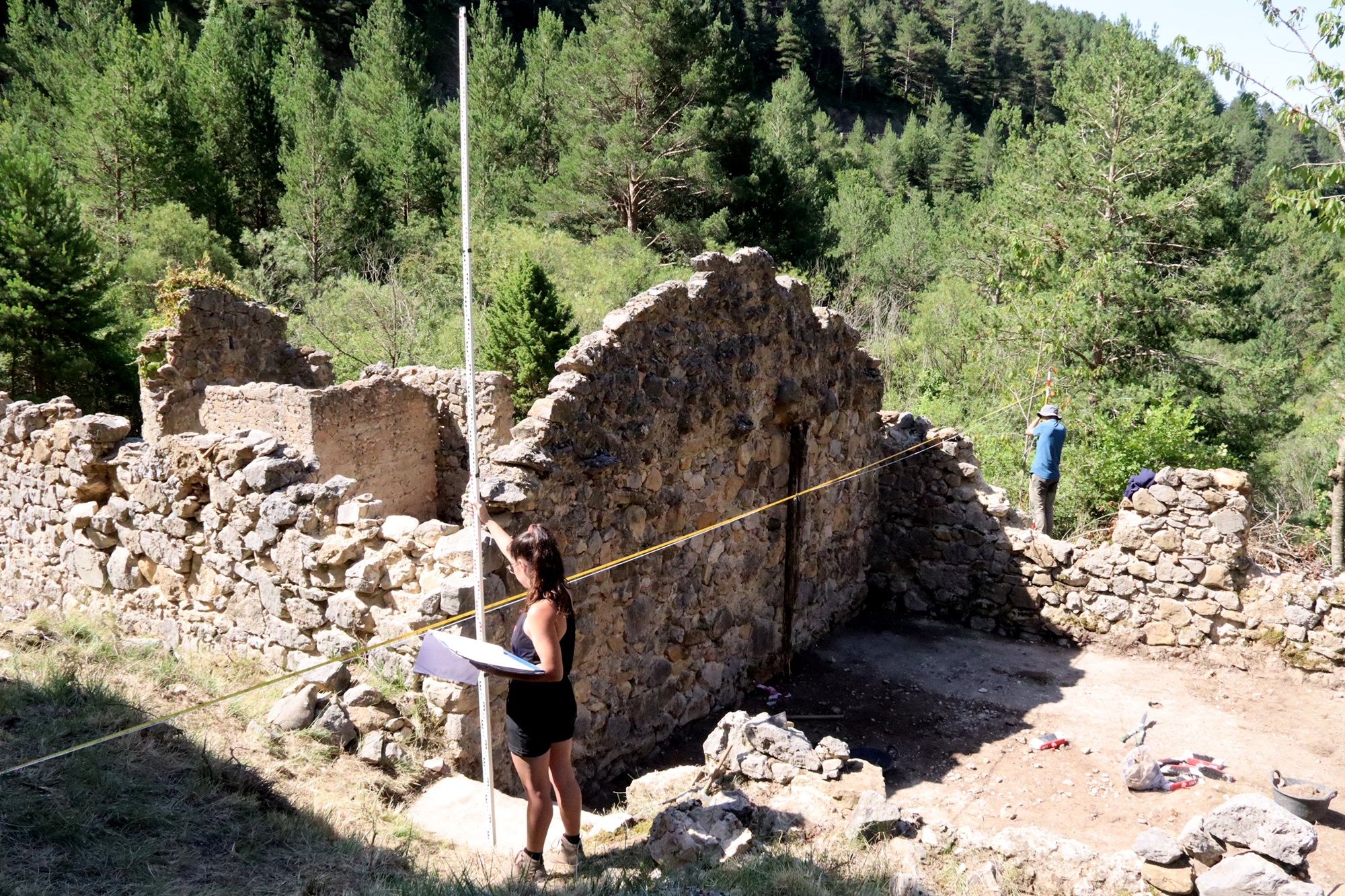 Un dels barracons que s'està excavant vinculat a la construcció de la carretera L 401