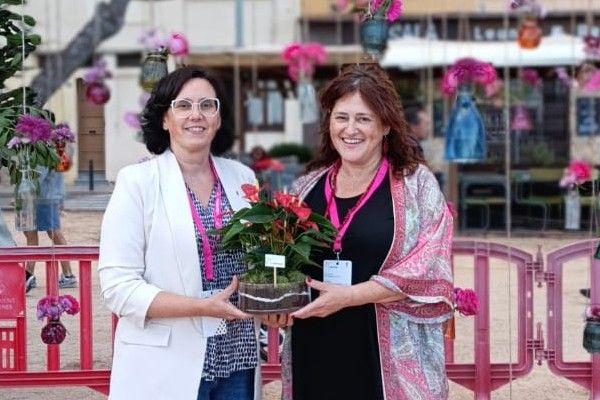 Judit Gisbert, amb Glòria Domínguez