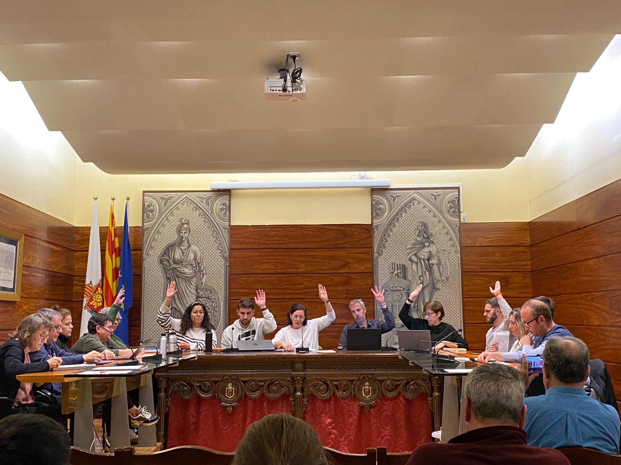 Moment de la votació de les ordenances fiscals