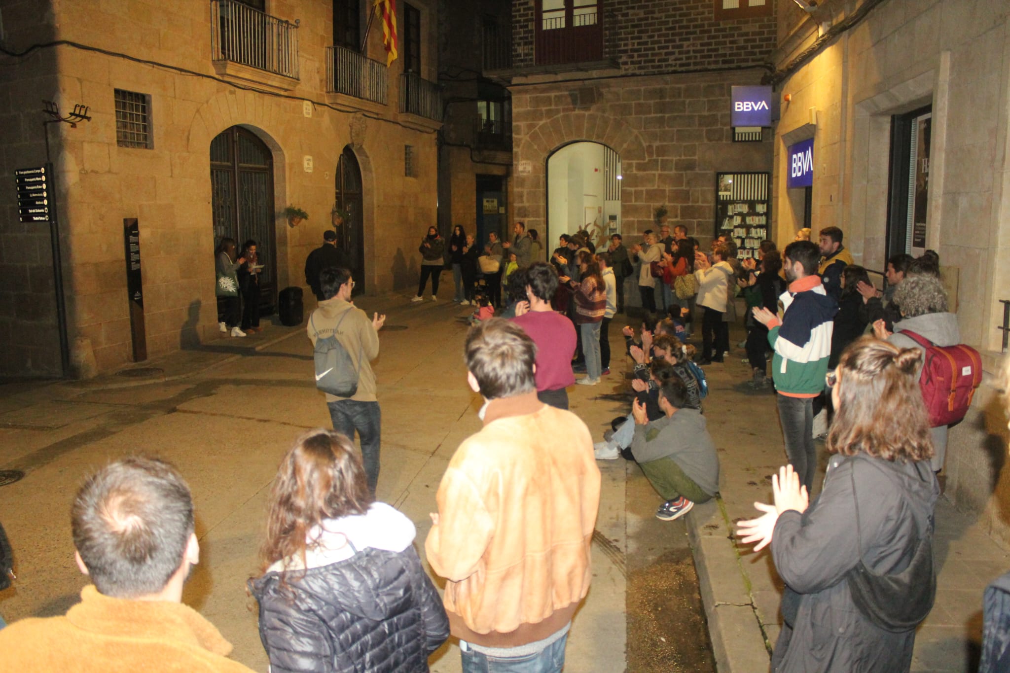 Concentració a Solsona de suport als afectats per la DANA