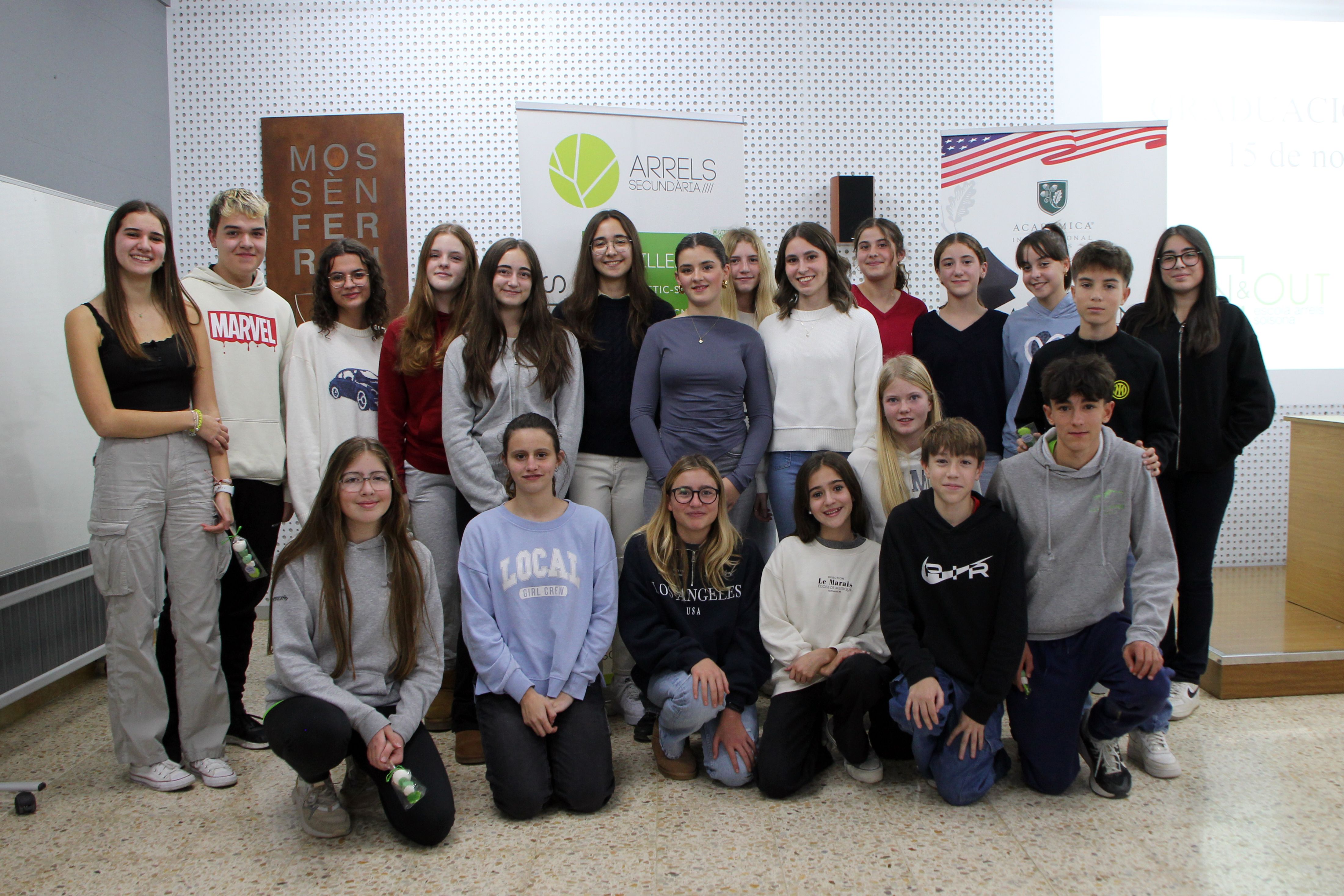 Foto de grup de tot l'alumnat