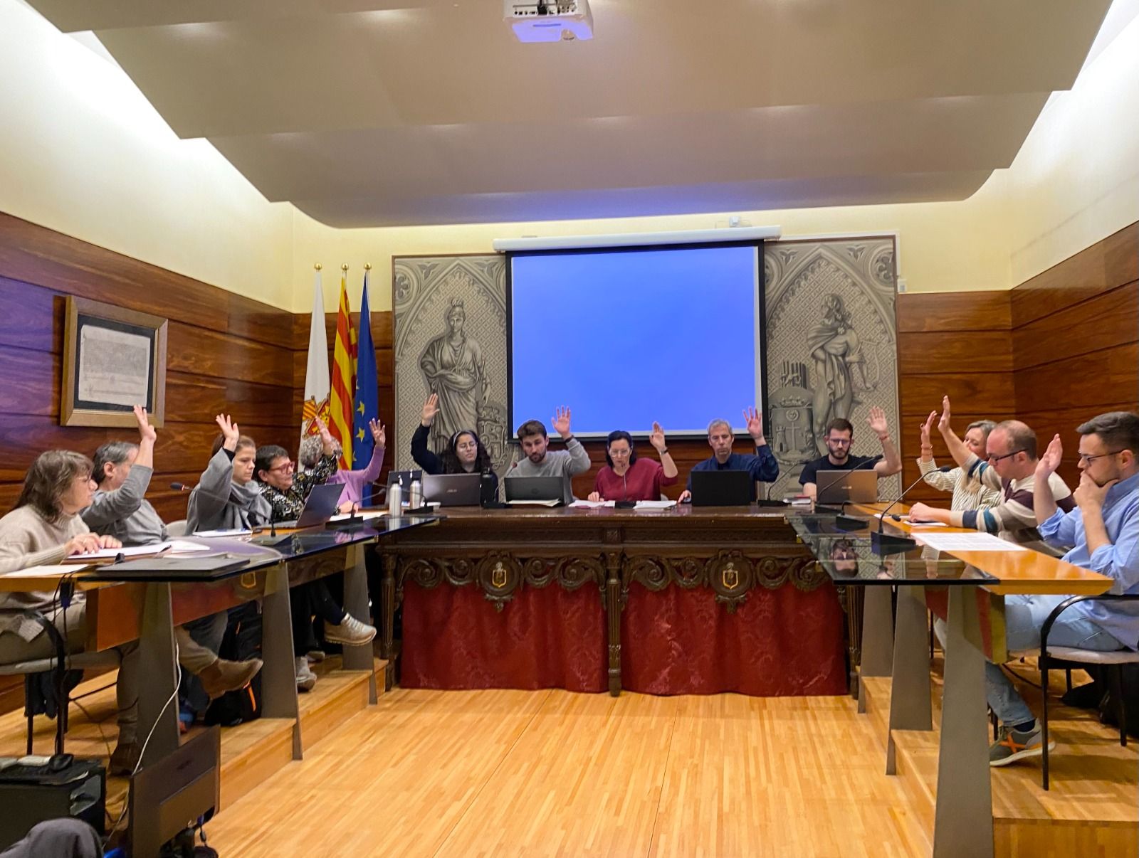 Foto del moment de la votació