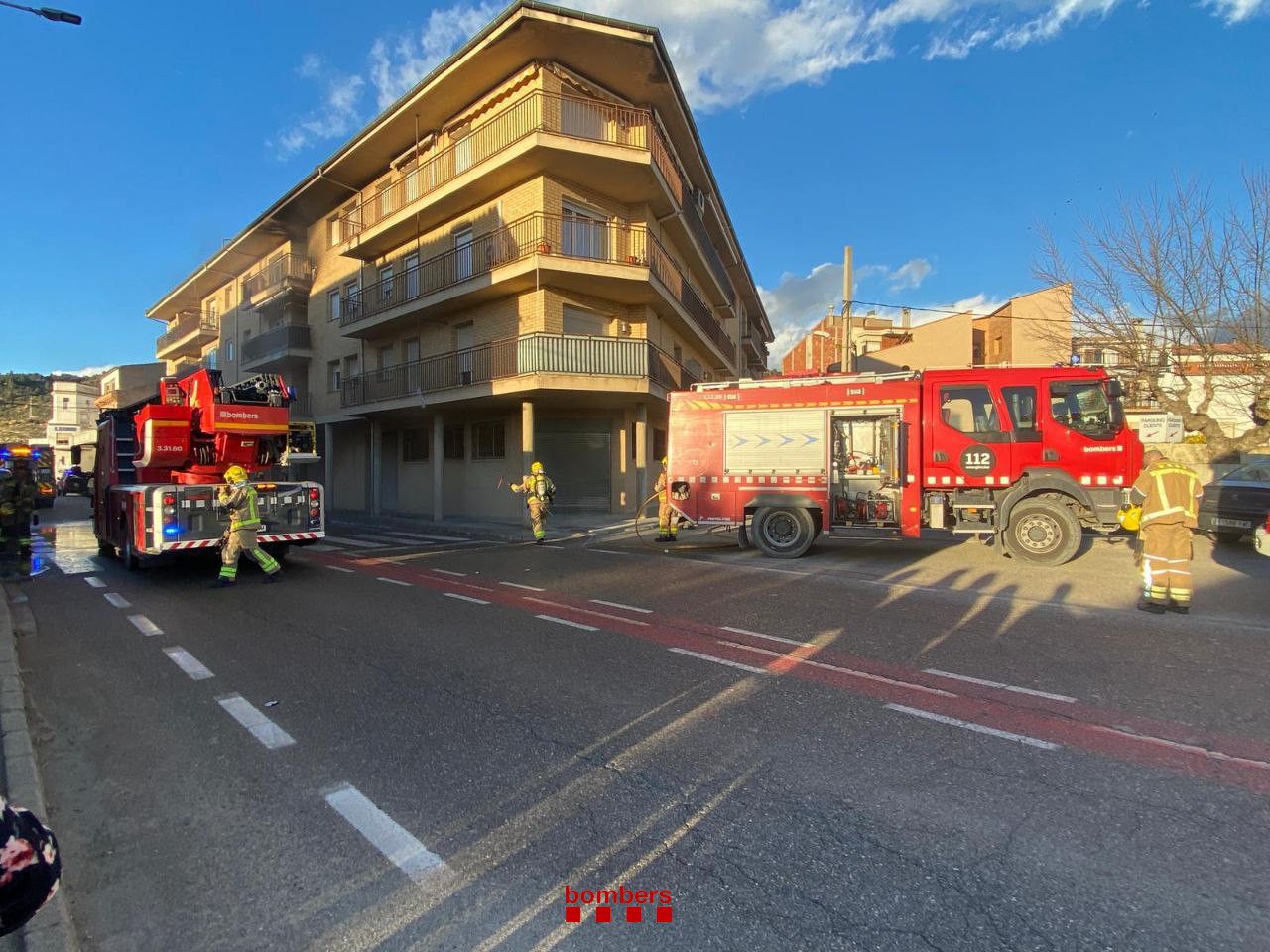 En el moment de l'incendi no hi havia ningú a l'habitatge