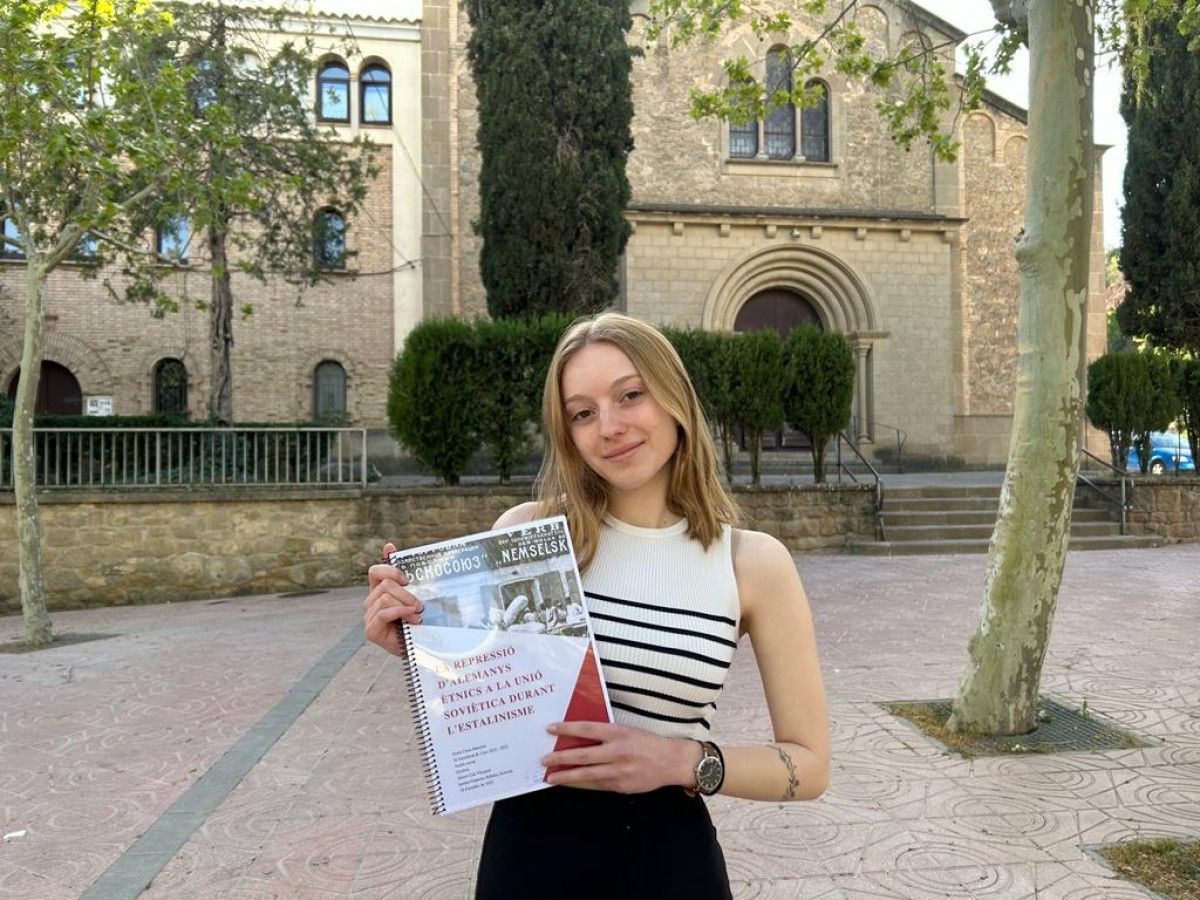 Sonia Closa, amb el seu treball