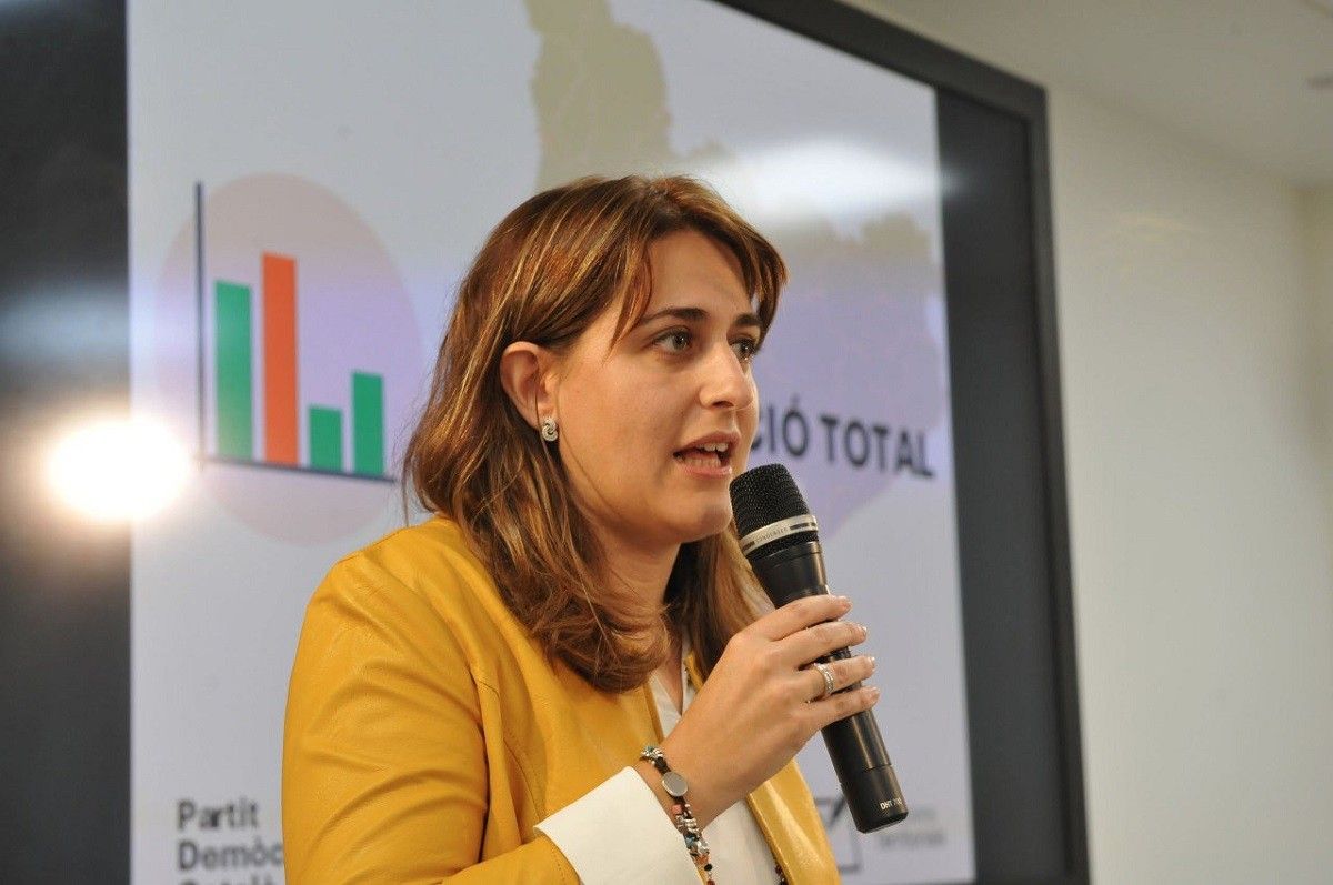 Marta Pascal, coordinadora general del PDC, en la roda de premsa de presentació de resultats