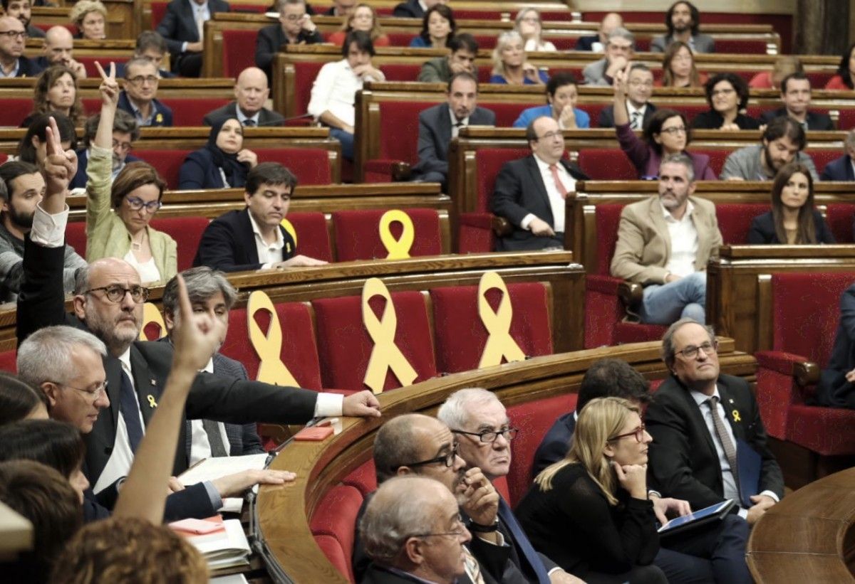 Els portaveus de JxCat i d'ERC, en les votacions al debat de política general al Parlament