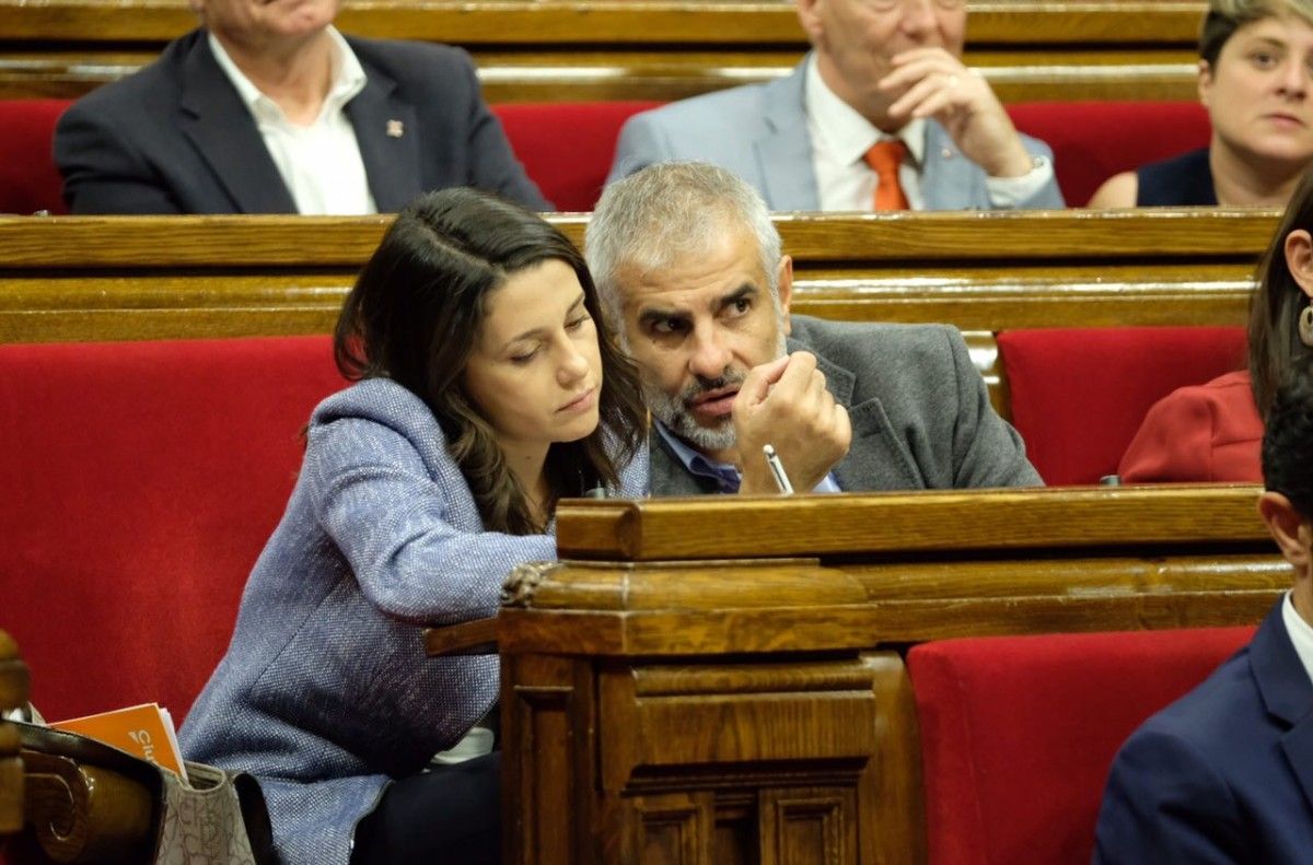 Inés Arrimadas i Carlos Carrizosa, durant el debat de política general