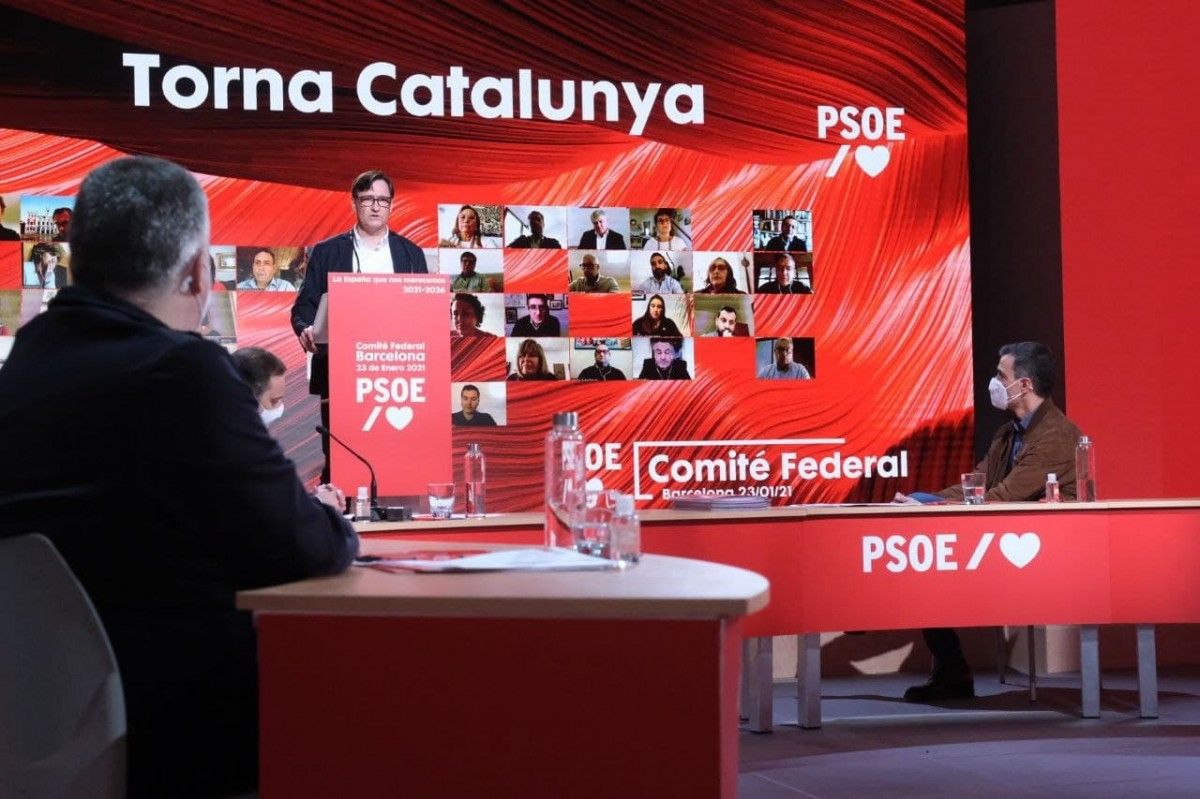 Salvador Illa i Pedro Sánchez, al comitè federal del PSOE celebrat des de Barcelona