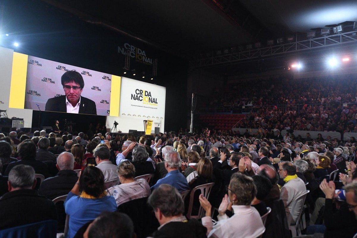 Carles Puigdemont, durant la presentació de la Crida Nacional per la República a Manresa