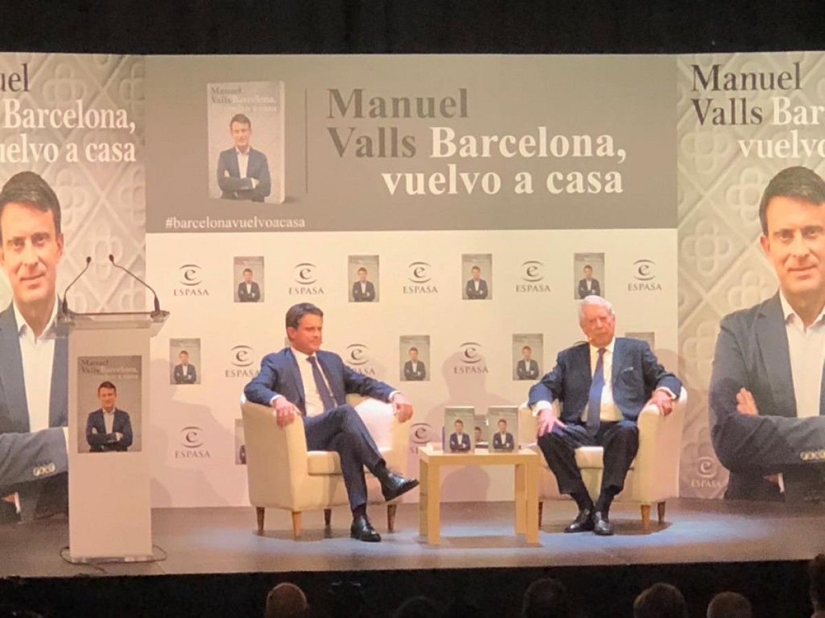 Valls i Vargas Llosa a l'Auditori.