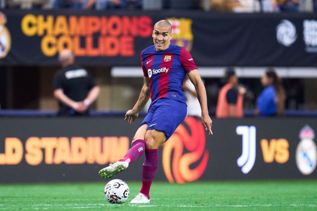 Oriol Romeu jugant amb el Barça la temporada passada