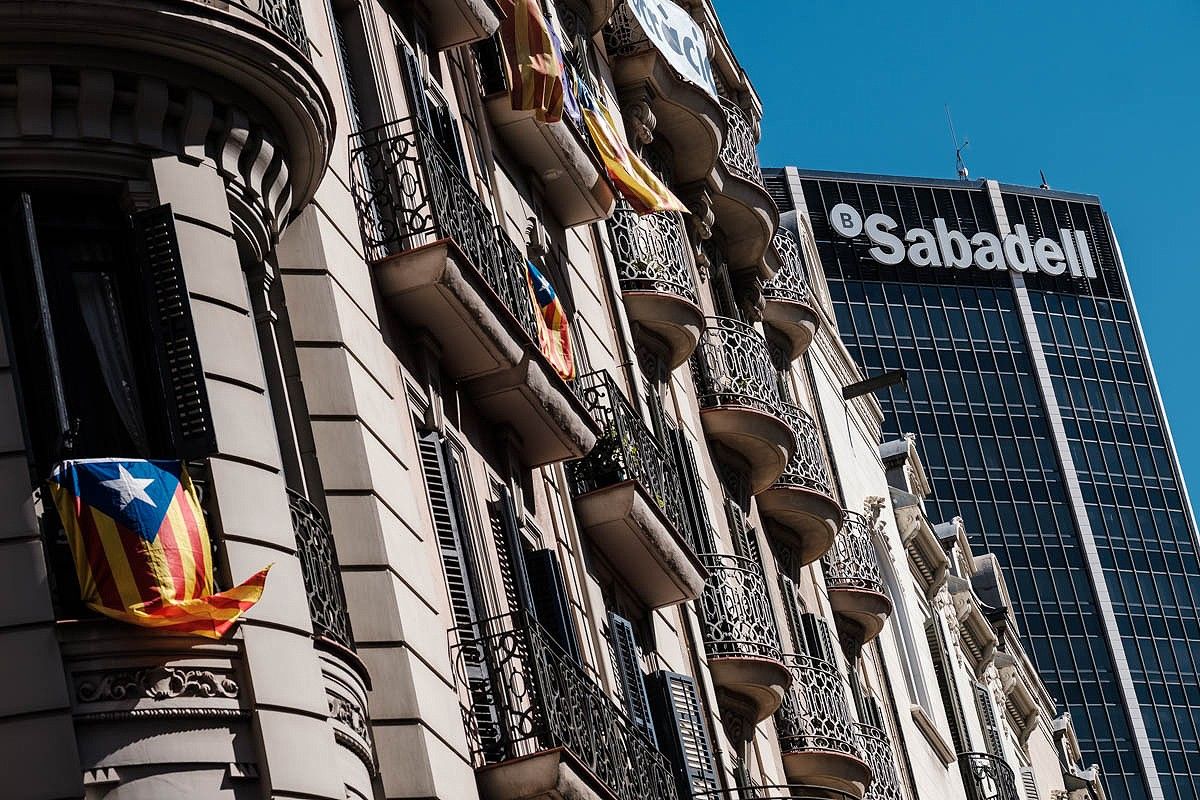 Seu central del Banc Sabadell a Barcelona.