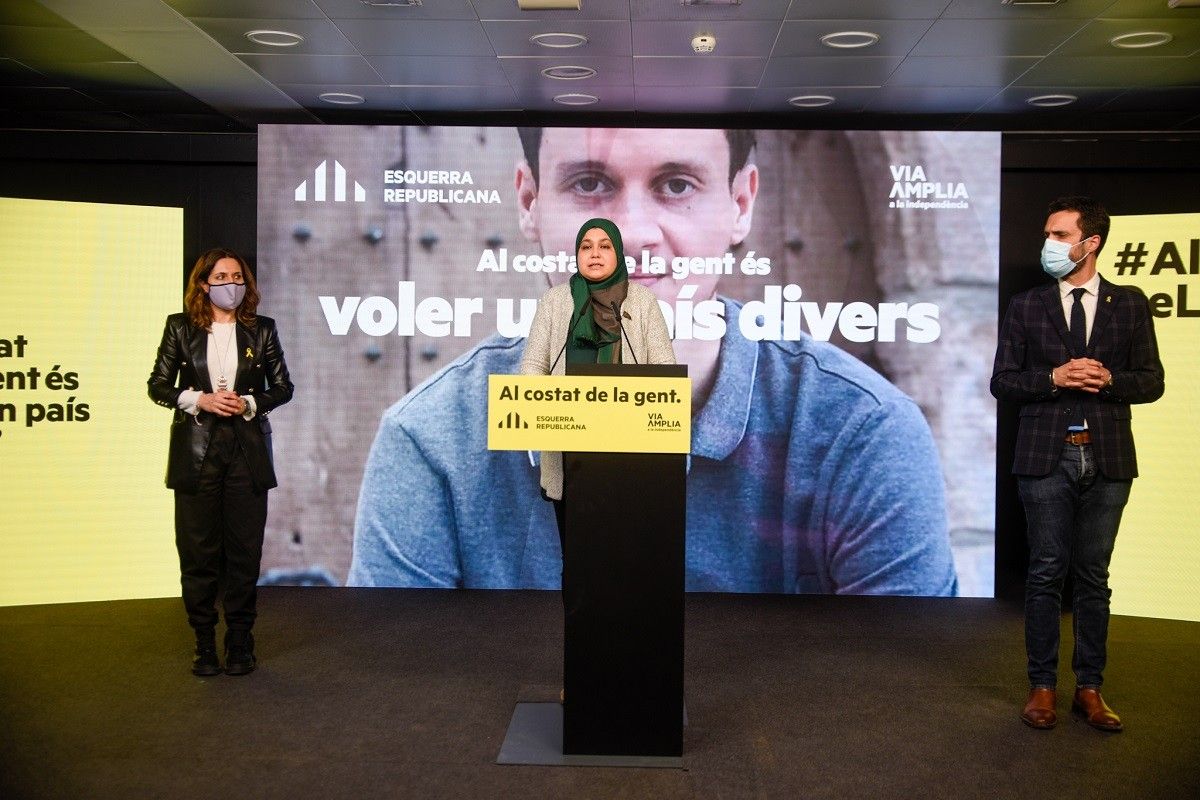 Najat Driouech, Laura Vilagrà i Roger Torrent, en roda de premsa