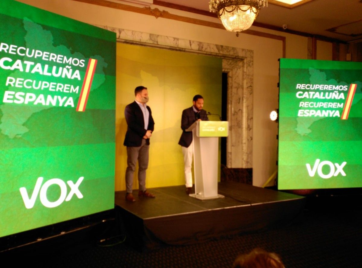 Santiago Abascal, president de Vox, amb el candidat a Catalunya, Ignacio Garriga.
