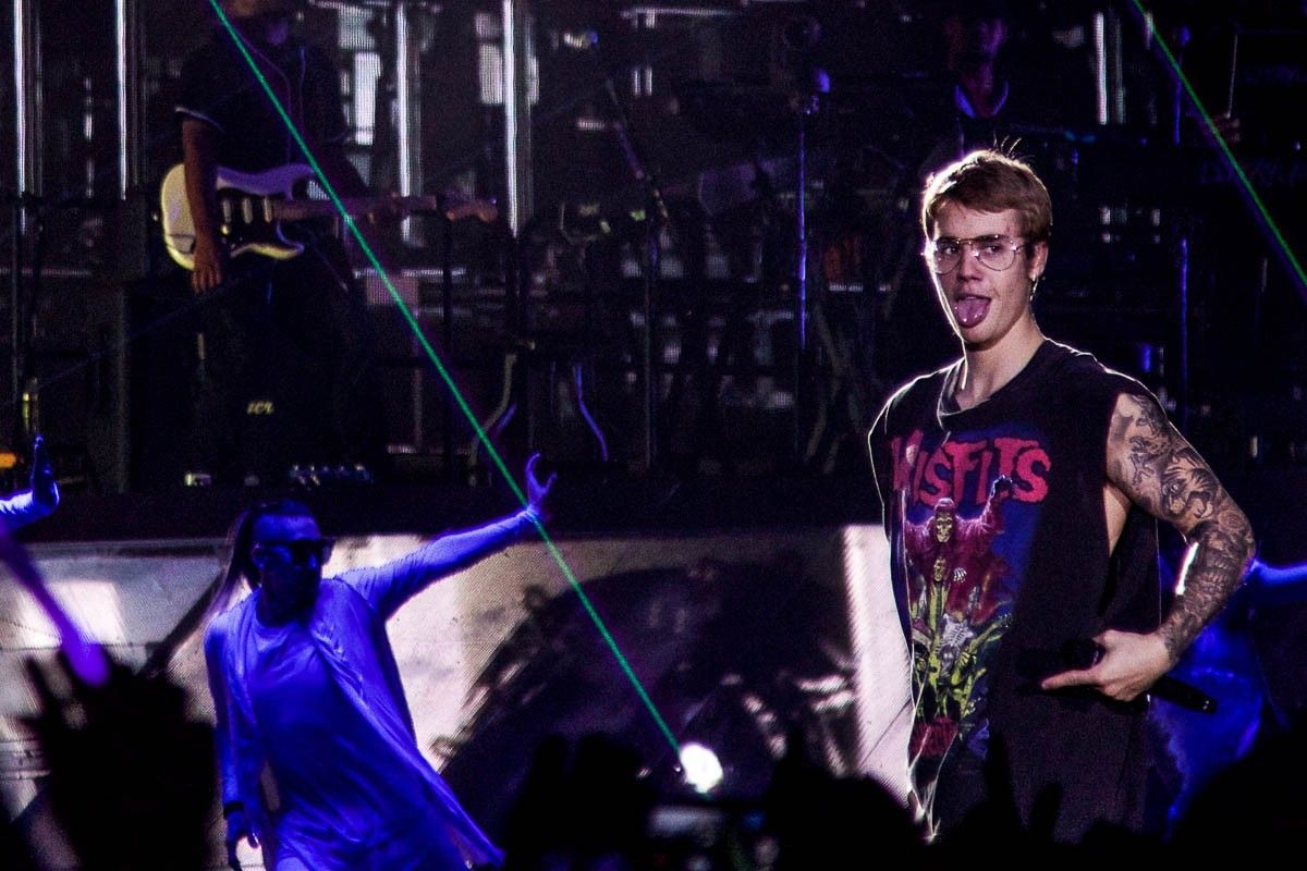 Justin Bieber en una de les primeres cançons del concert al Palau Sant Jordi