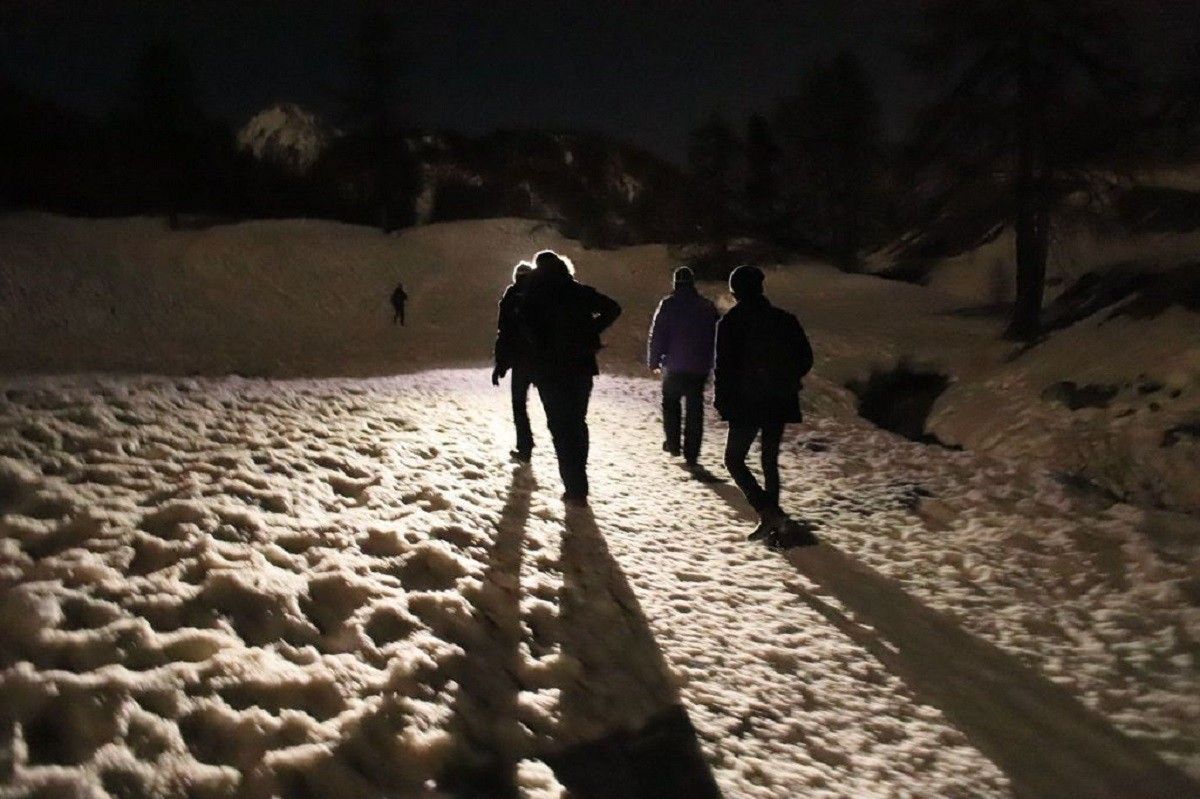Un grup de sis migrants intenta creuar els Alps per arribar a França