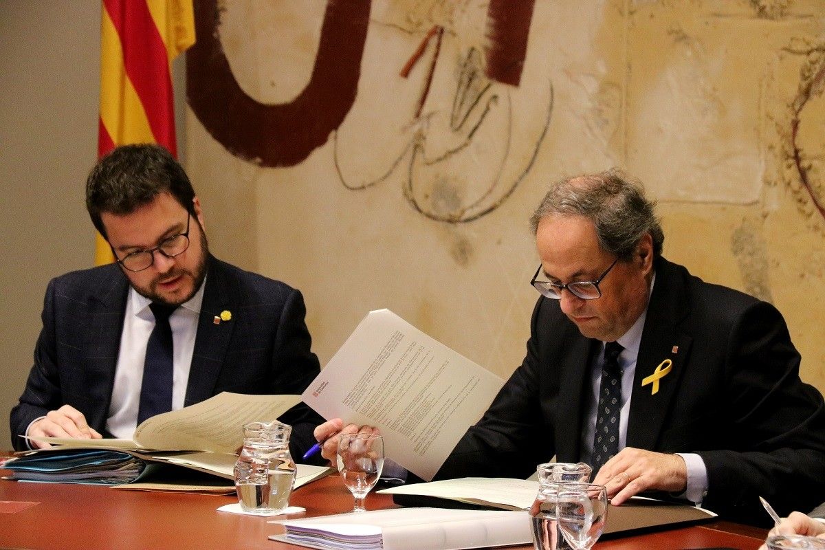 Quim Torra i Pere Aragonès, durant la reunió del Govern del 4 de desembre del 2018