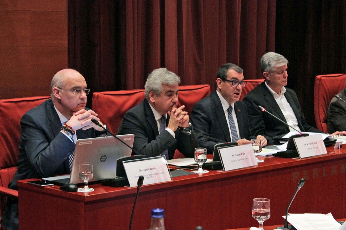 El conseller Jordi Jané durant la seva compareixença en comissió