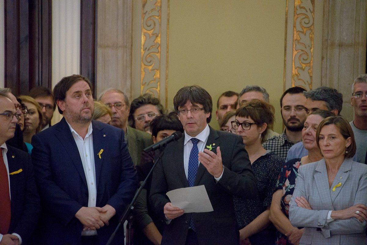 Carles Puigdemont i Oriol Junqueras,  després de la DUI.