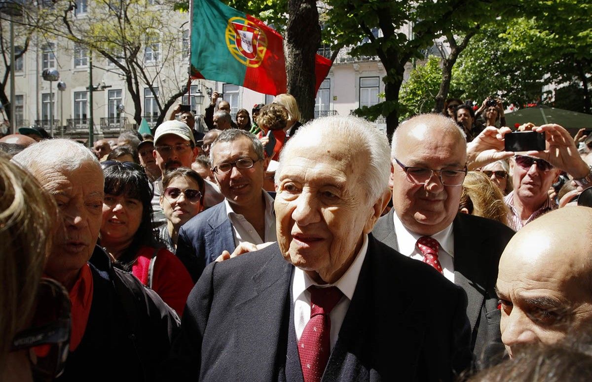 Mário Soares, durant la celebració dels 40 anys de la Revolució dels Clavells, el 2014