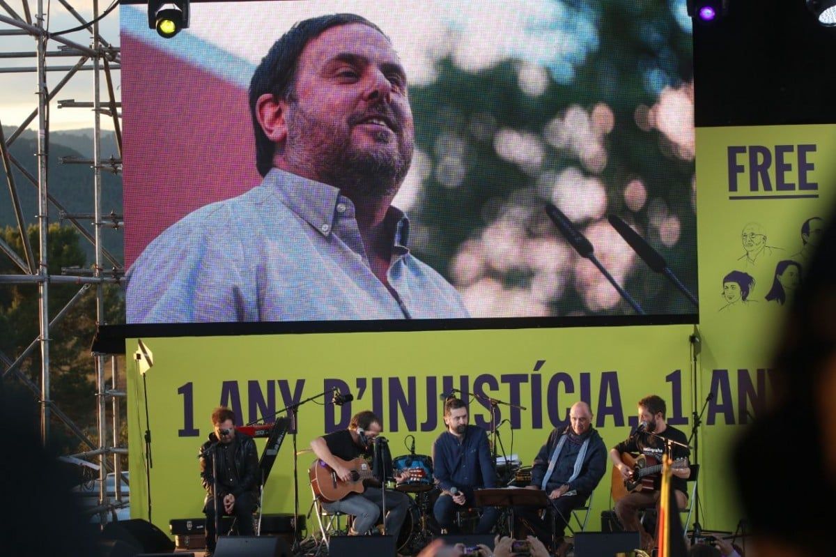 Acte a Lledoners amb motiu d'un any de presos polítics