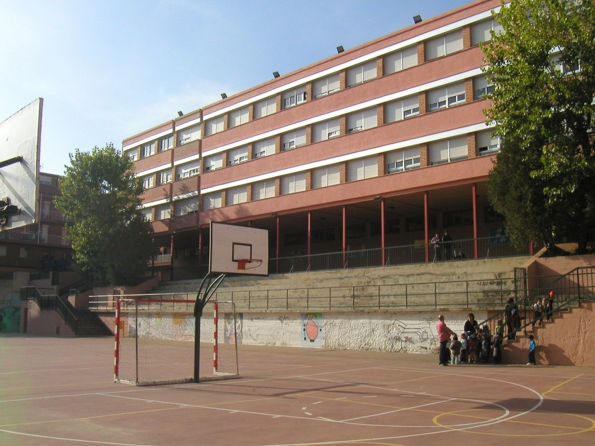 L'Escola Feliu i Vergués, el primer centre tancat per Educació a causa del coronavirus