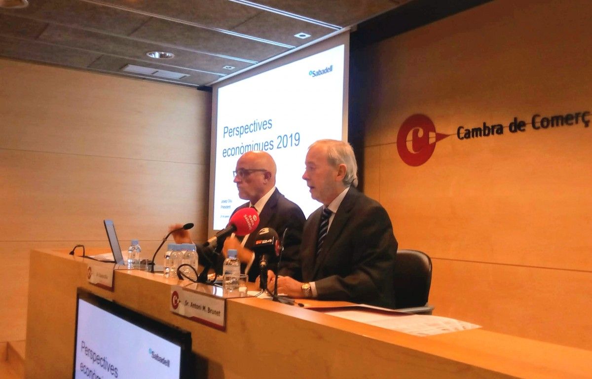 El president del Banc Sabadell, Josep Oliu, durant la conferència