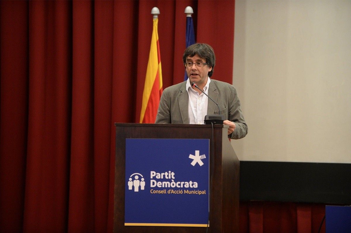 El president de la Generalitat, Carles Puigdemont, en un acte del PDECat aquest dissabte