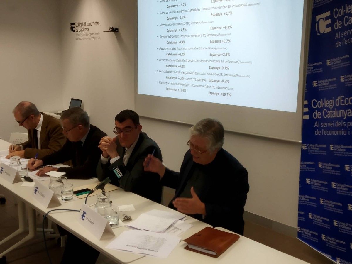 Albert Carreras, Modest Guinjoan, Xavier Cuadras i Jordi Goula avui al CEC. 