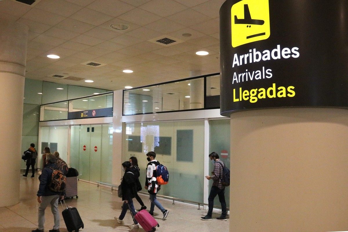 Passatgers a l'aeroport del Prat