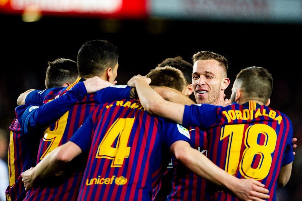 Els jugadors del Barça celebrant un gol