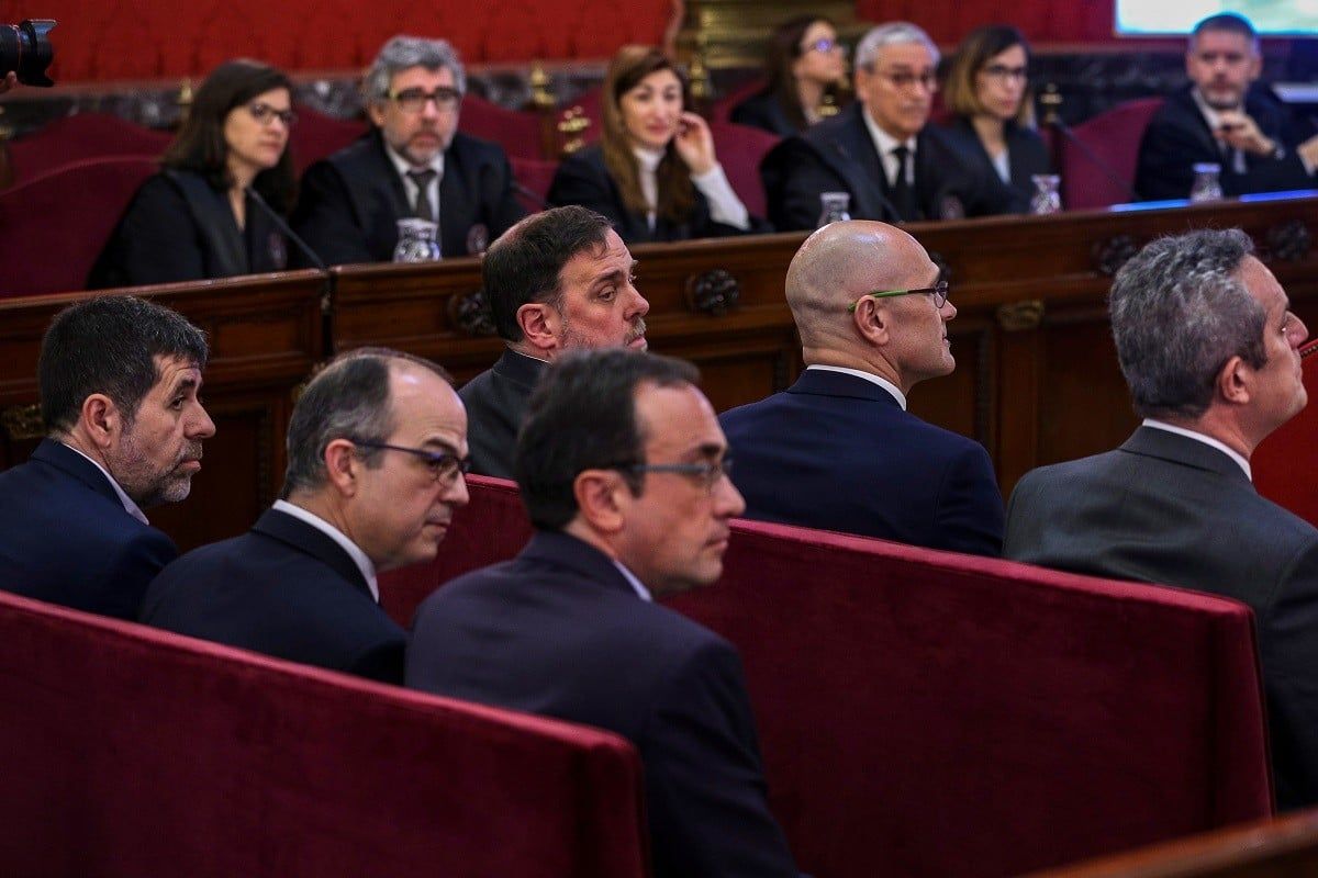 Els líders independentistes en la primera sessió del judici de l'1-O