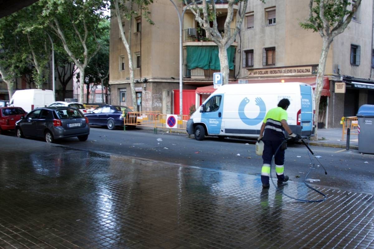 Un dels serveis municipals de neteja que gestiona FCC és el de Badalona.