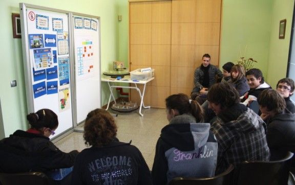 Taller de l'Escola Catalana del Consum sobre el consum d'aigua