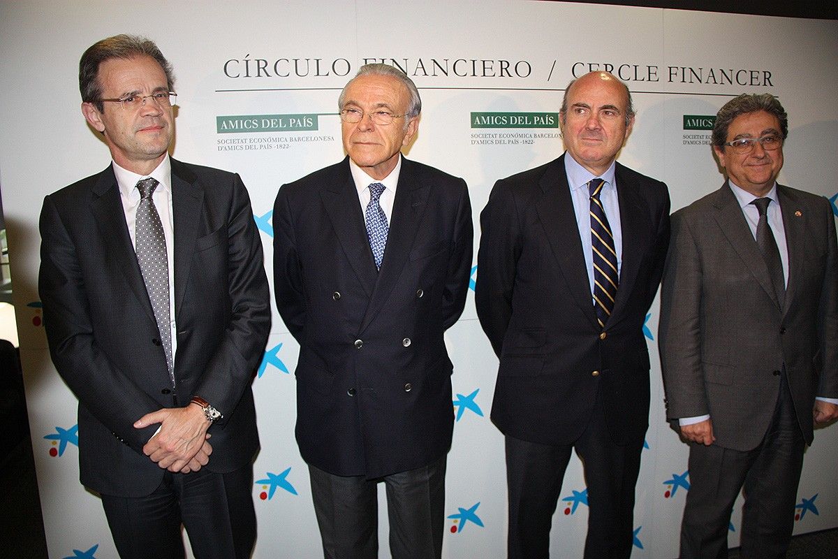 Jordi Gual, Isidre Fainé, el ministre Luis de Guindos i Enric Millo, aquest dilluns
