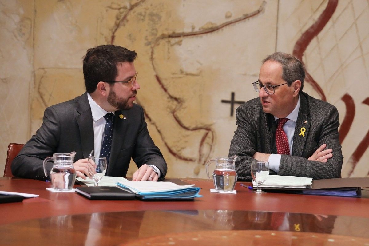 Quim Torra i Pere Aragonès, durant la reunió del Govern del 5 de març