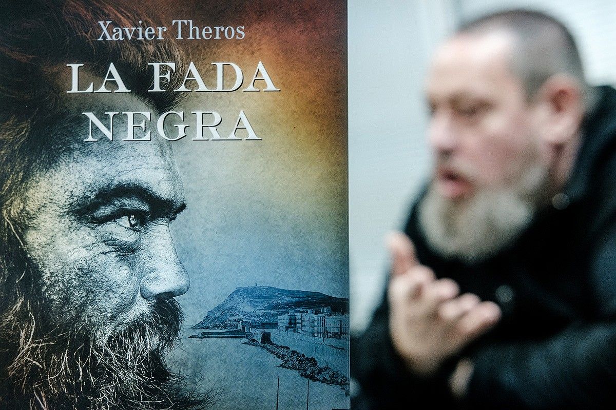 Xavier Theros ha publicat «La fada negra», premi Josep Pla