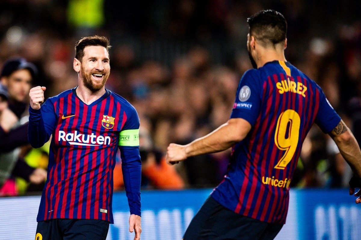 Leo Messi celebra un dels seus gols al Camp Nou aquest dimecres