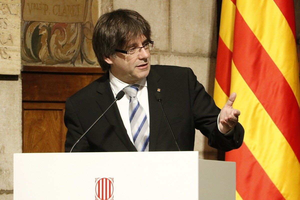 Carles Puigdemont, des del Saló de Sant Jordi de la Generalitat