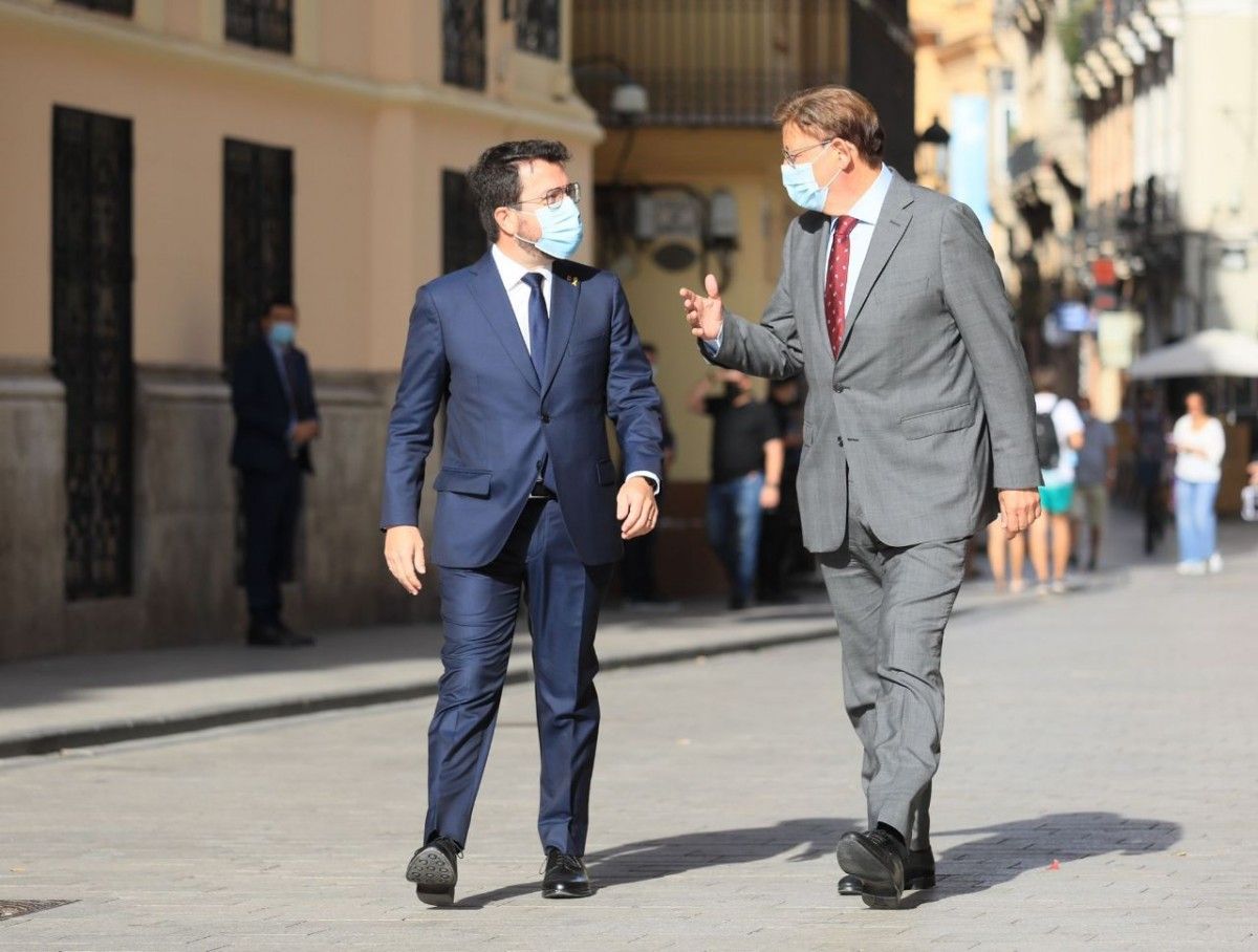 Pere Aragonès i Ximo Puig, abans de la cimera d'aquest dimecres a València.